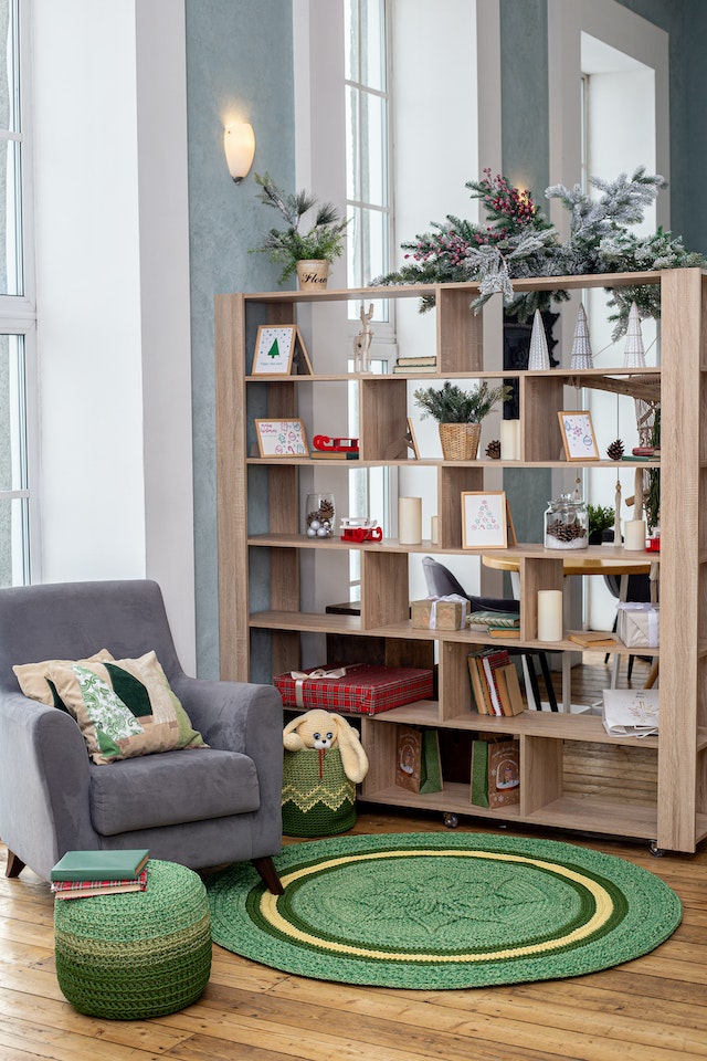 Popular materials and patterns used in these rugs
